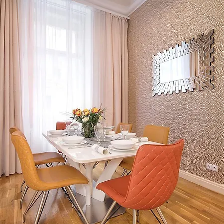 Apartamento Days - Luxurious Lesser Town Praga